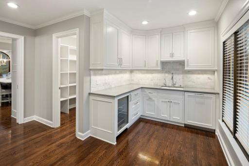 4801 Rolling Green Parkway, Minneapolis, MN 55436