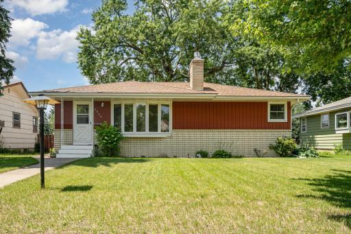 4926 Madison Street NE, Minneapolis, MN 55421