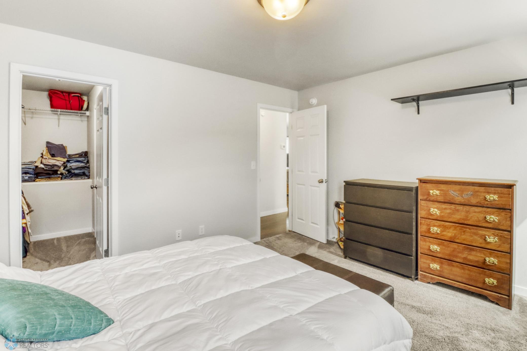 Primary Bedroom1_2.JPG