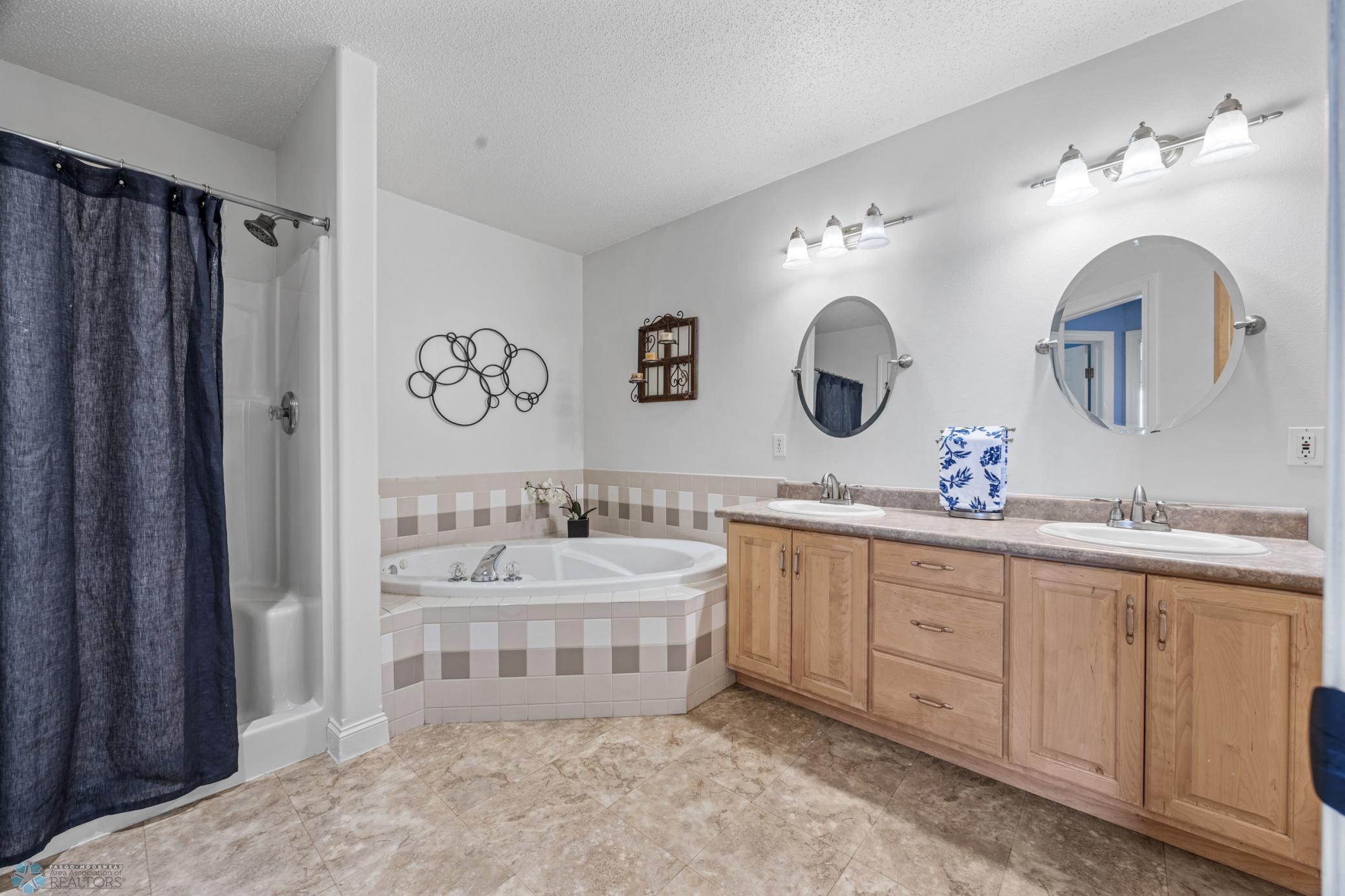 Hollywood Bathroom