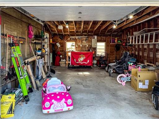 305 Kneale Avenue N, Thief River Falls, MN 56701
