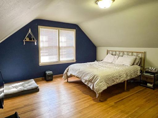 305 Kneale Avenue N, Thief River Falls, MN 56701