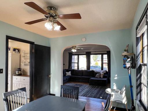 305 Kneale Avenue N, Thief River Falls, MN 56701
