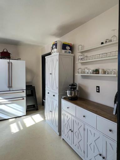 305 Kneale Avenue N, Thief River Falls, MN 56701