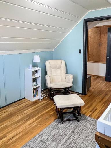 305 Kneale Avenue N, Thief River Falls, MN 56701