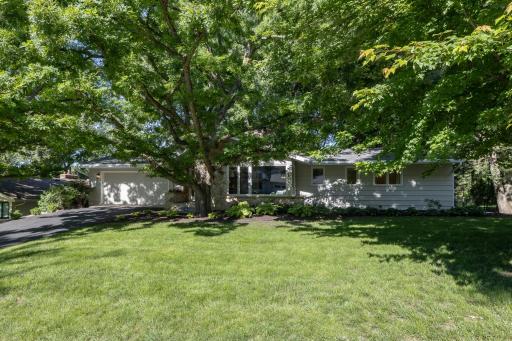 7316 Claredon Drive, Edina, MN 55439