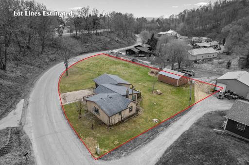 S3559 Chicken Valley Road, Fountain City, WI 54629
