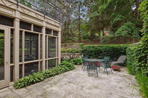 Above that landscaped wall is a winding path leading to the association pool....how convenient
