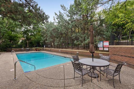 This pool is perfect for those summer parties and gatherings without the responsibility of managing a pool