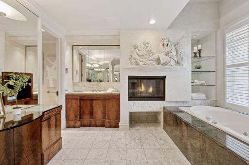 112 Groveland Terrace, Minneapolis, MN 55403