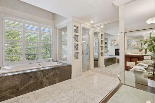 112 Groveland Terrace, Minneapolis, MN 55403