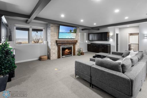 39419 Ironwood Trail, Frazee, MN 56544