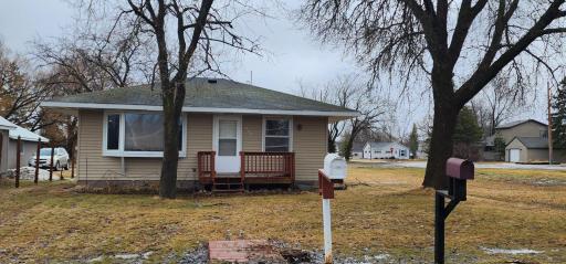 1529 1st Avenue E, International Falls, MN 56649