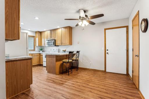 12_1511CreekMeadowDrNW_2012_DownloadforMLS_2000x1333.jpg