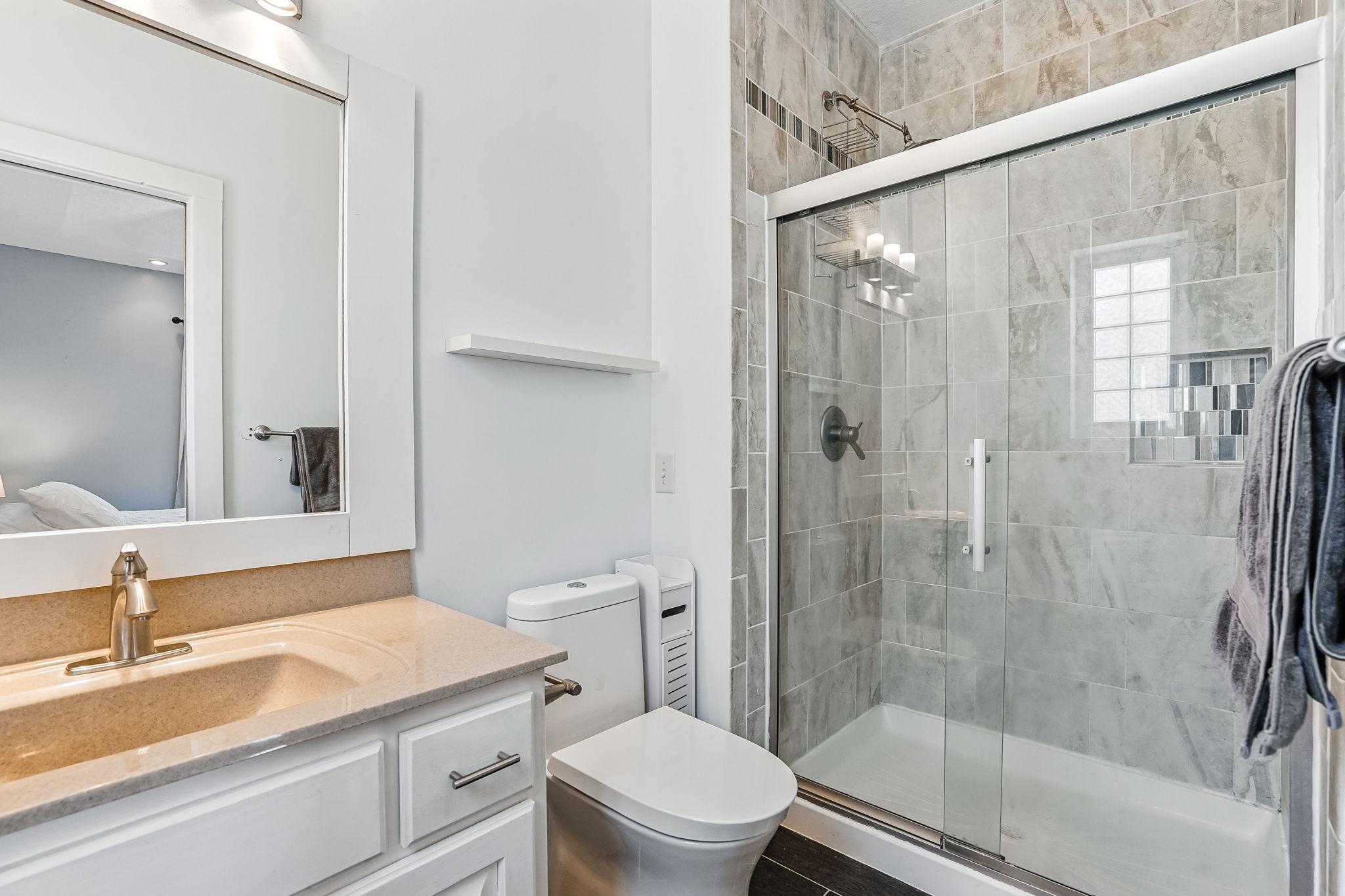 Primary 3/4 bath