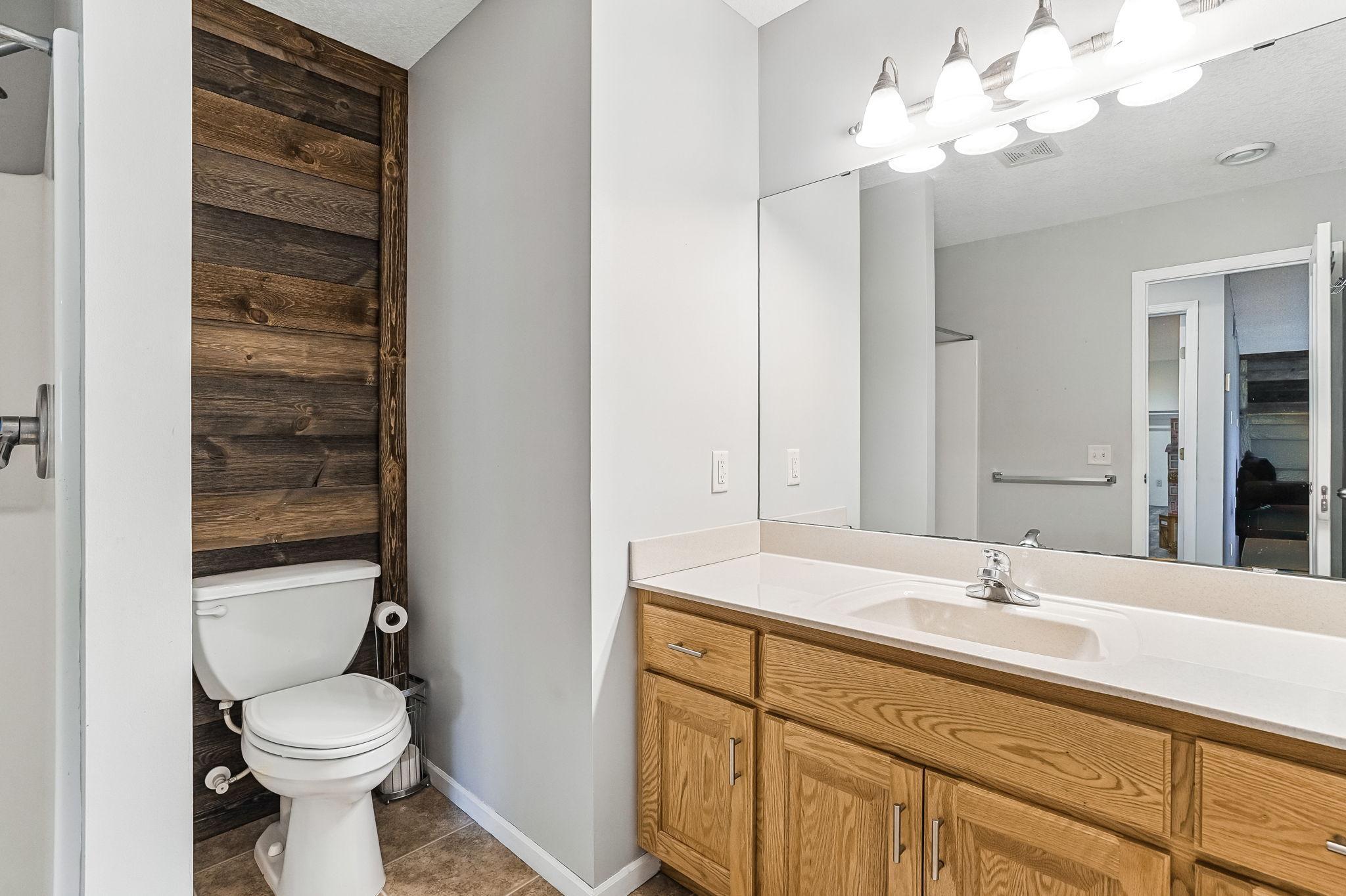 Lower level 3/4 bath