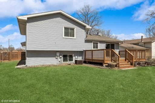 7401 76th Avenue N, Minneapolis, MN 55428