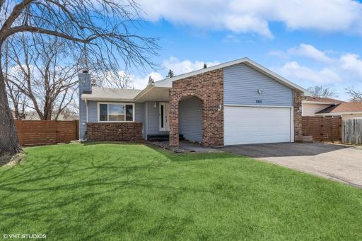 7401 76th Avenue N, Minneapolis, MN 55428