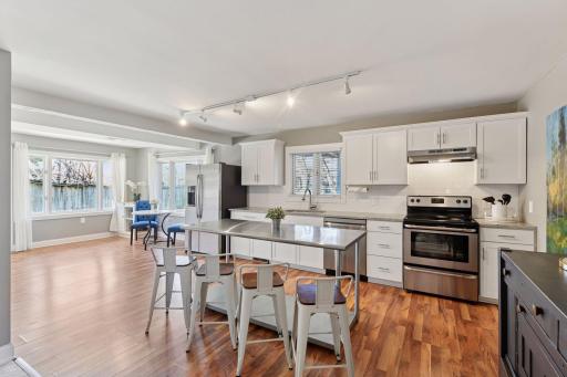703 2nd Avenue, Excelsior, MN 55331
