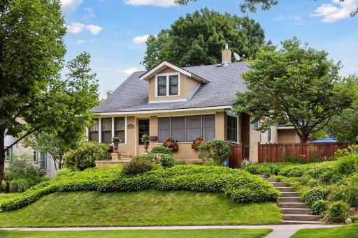 698 Macalester Street, Saint Paul, MN 55116