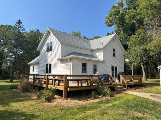 21488 800th Avenue, Renville, MN 56284