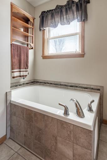 1831 Winding Trail Road, New Richmond, WI 54017