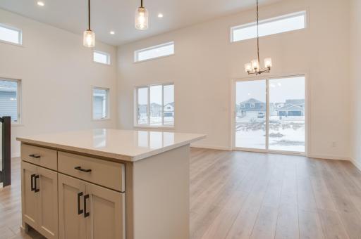 2516 38th Avenue S, Moorhead, MN 56560