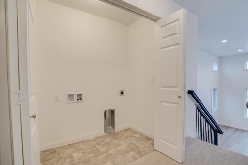 2516 38th Avenue S, Moorhead, MN 56560