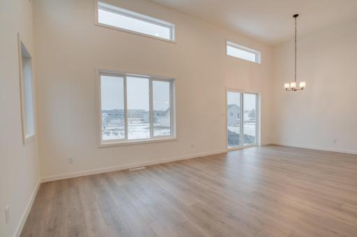 2516 38th Avenue S, Moorhead, MN 56560