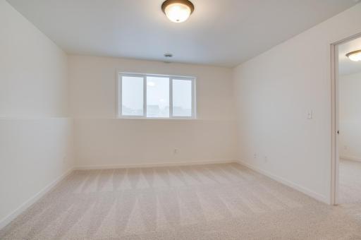 2516 38th Avenue S, Moorhead, MN 56560