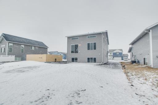 2516 38th Avenue S, Moorhead, MN 56560