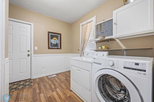 Mud Room with Laundry (Washer & Dryer Included)