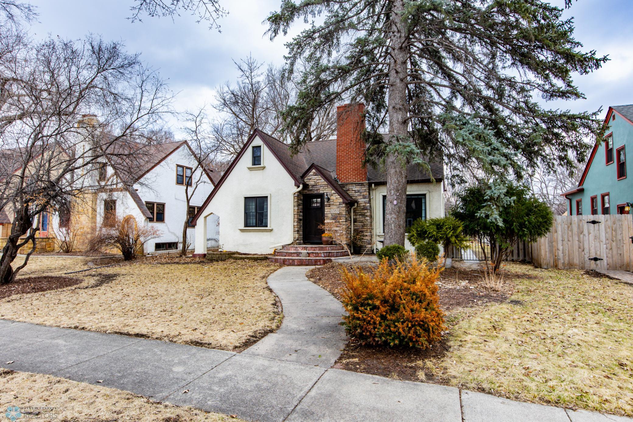 1353exteriors-1.jpg