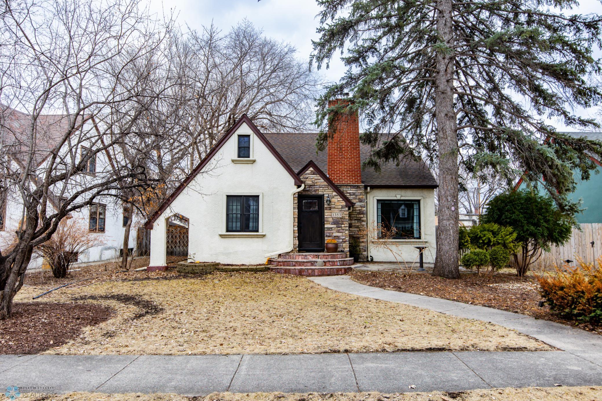 1353exteriors-3.jpg