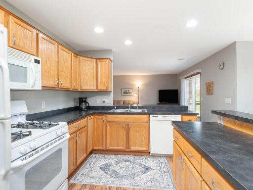 810 Gilfillan Avenue, Carver, MN 55315