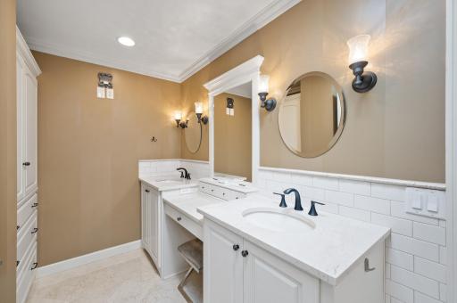 9711 Tree Farm Road, Eden Prairie, MN 55347