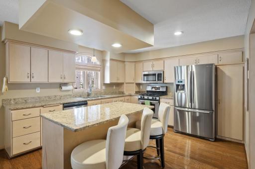 9711 Tree Farm Road, Eden Prairie, MN 55347