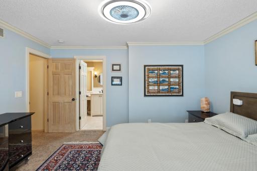 9711 Tree Farm Road, Eden Prairie, MN 55347