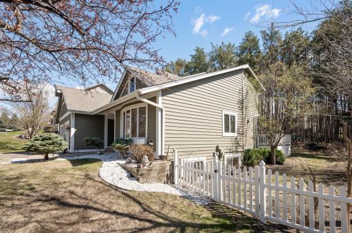 9711 Tree Farm Road, Eden Prairie, MN 55347