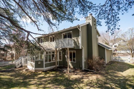 9711 Tree Farm Road, Eden Prairie, MN 55347