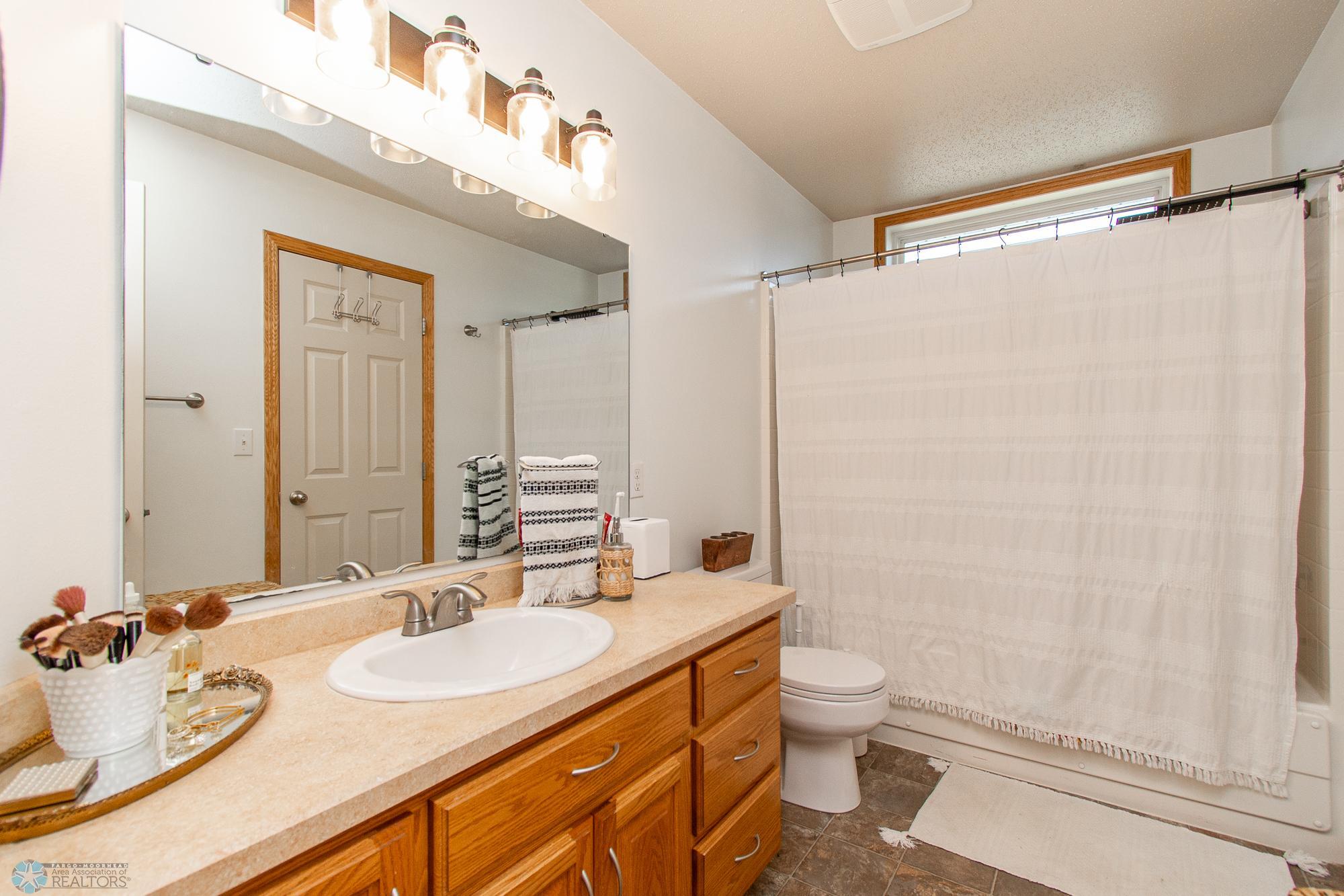 Bathroom 1- Full Bath