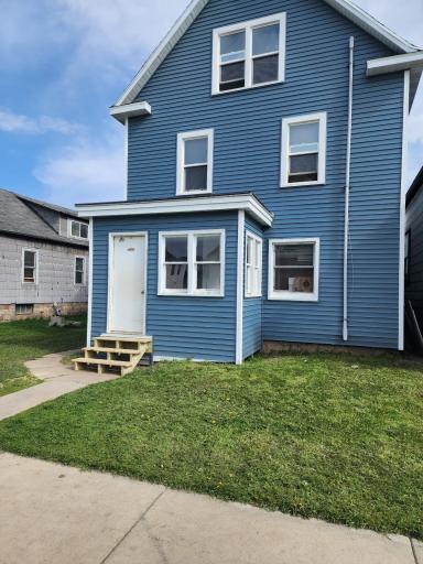 207 5th Street S, Virginia, MN 55792