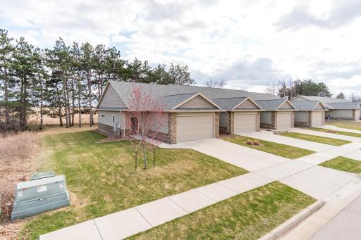 1800 Prairie Place, Holmen, WI 54636