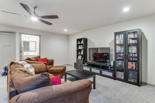 1800 Prairie Place, Holmen, WI 54636