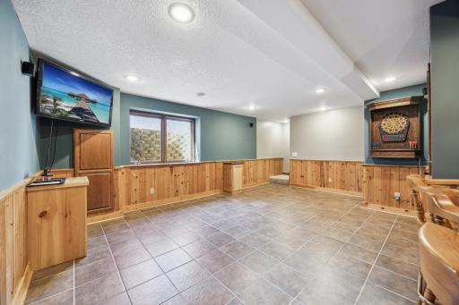 6621 Edgewood Street, Rockford, MN 55373