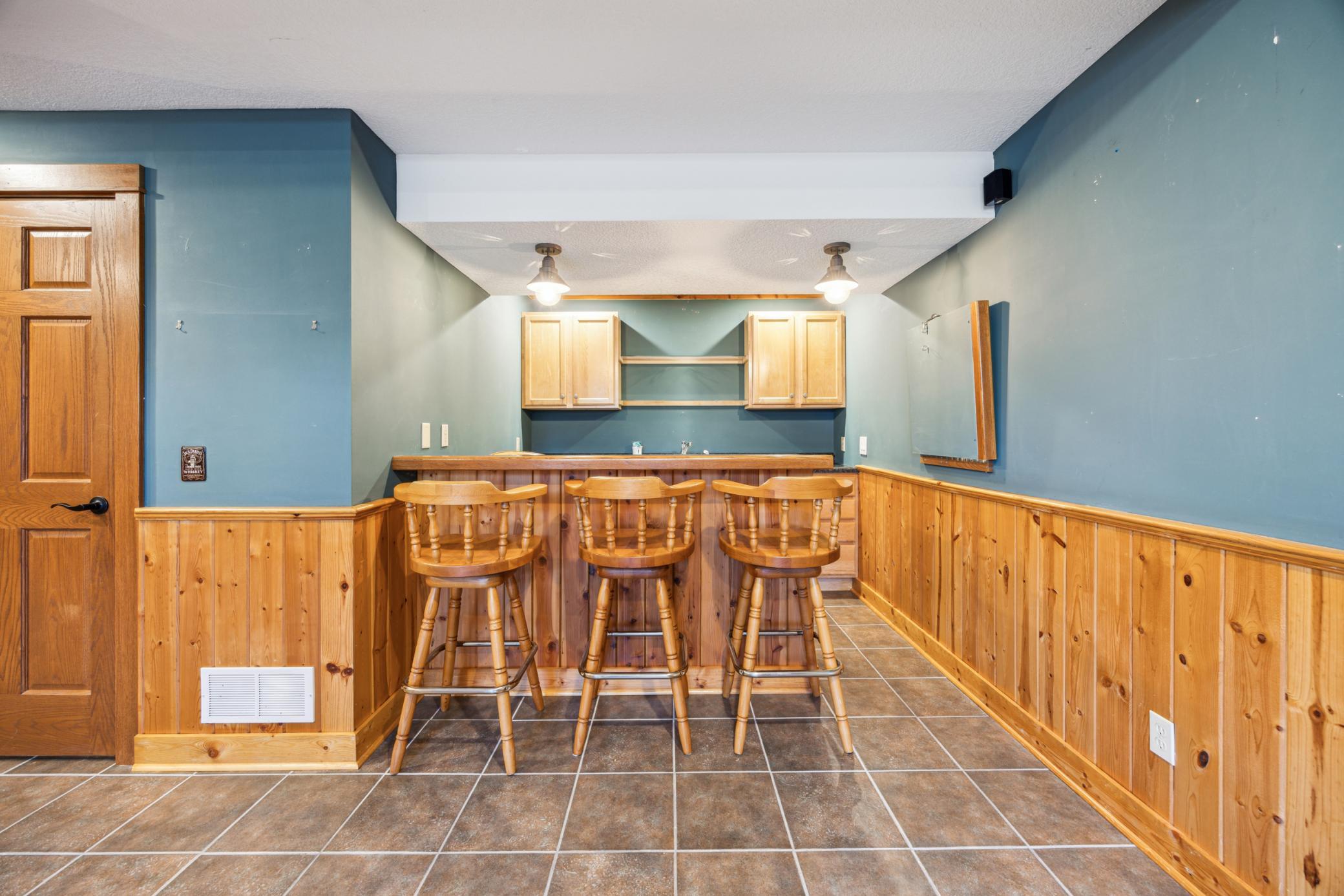 Lower Level Wet Bar