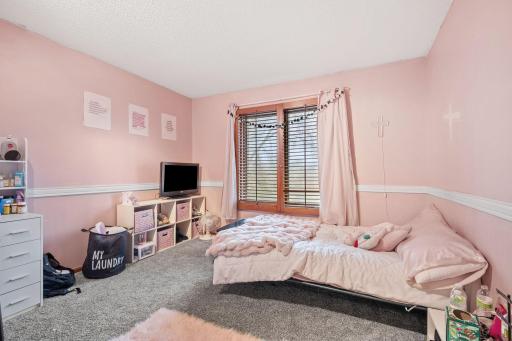 20-web-or-mls-2354 14th Terrace NW-20.jpg