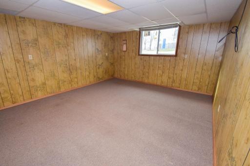 82 Robert Street, Elrosa, MN 56325