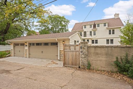 1647 W 26th Street, Minneapolis, MN 55405