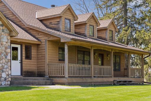 11125 Salem Avenue, Young America, MN 55397
